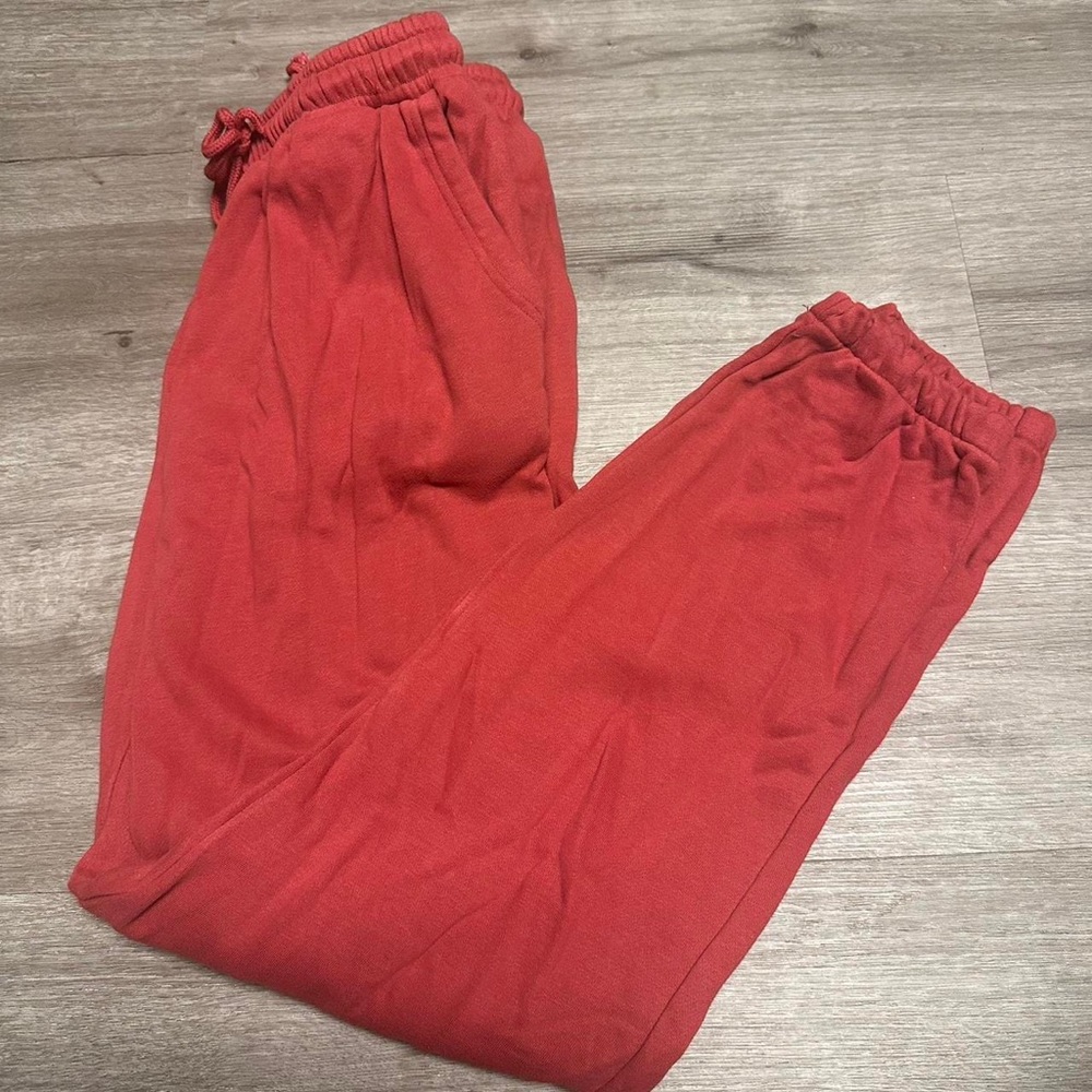 Rusty red thick sweatpants